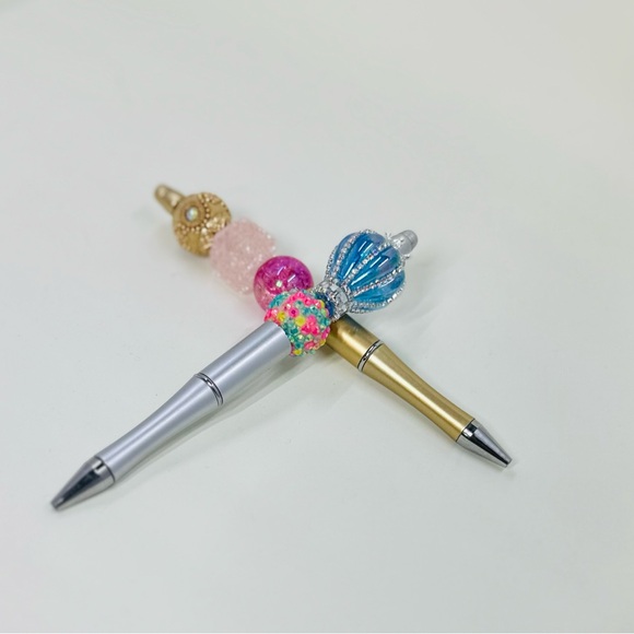 Handmade Pink and Gold Victorian Glam Bead Pen - Picture 3 of 3